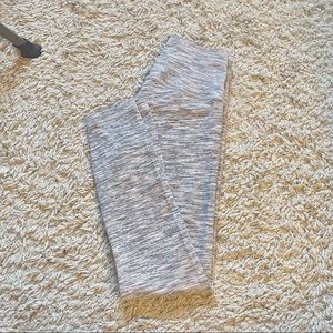 Lululemon Wunder Unders 7/8 sz 6